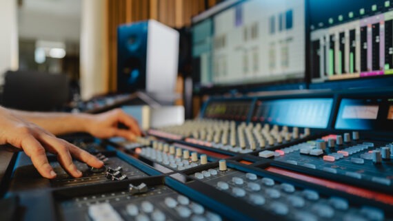 Music Producer Ausbildung Frankfurt